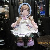 Mi proyecto del curso: Elaboración de muñecas amigurumi románticas; Mercedes Nano. Arts, Crafts, To, Design, Fiber Arts, Crochet, Amigurumi, and Textile Design project by andreapitanano - 05.15.2024