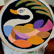 My project for course: Punch Needle Techniques for Custom Accessories Ein Projekt aus dem Bereich H, werk, Stickerei, Weben, DIY, Punch needle und Textildesign von Moumita Guha - 20.05.2024