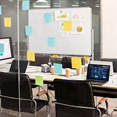 Increasing The Efficiency Of The Work Environment: Corporate Office Interior Design. Un progetto di Interior design e Interior Design di prietyinteriors - 20.05.2024