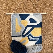 Punch needle project. Accessor, Design, Arts, Crafts, Embroider, Decoration, Punch Needle, and Textile Design project by Daniela Torres - 05.22.2024