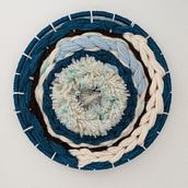 Mon projet du cours : Tissage sur métier à tisser rond . % Carina Col tarafından hazırlanan Aksesuar Tasarımı, Dekoras, on, El, af Sanatları, Dokuma, Ve Tekstil Tasarımı projesi - 05.22.2024