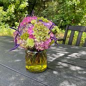 Mi proyecto del curso: Creación de ramos de flores desde cero. Projekt z dziedziny Projektowanie wnętrz, Architektura krajobrazu,  Dekoracja wnętrz, DIY, Kompoz, cje kwiatowe i botaniczne i Design użytkownika Maria Arroyo - 27.05.2024