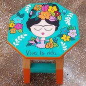 Mi proyecto del curso: Decoración de muebles con pintura acrílica. Un projet de DIY, Menuiserie, Peinture décorative, Restauration et upc , et cling de meubles de Tere Aymerich - 21.05.2024