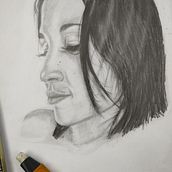 Mi proyecto del curso: Retrato realista con lápiz de grafito . % Christian Sanabria tarafından hazırlanan Geleneksel illüstras, on, Güzel sanatlar, Eskiz çizimi, Kalem Çizimi, Çizim, Portre Çizimi, Gerçekçi Çizim, Sanatsal Çizim, Ve Şekil Çizimi projesi - 05.29.2024