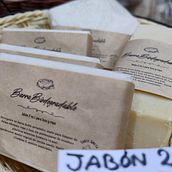 Mi proyecto del curso: Fabricación de jabones naturales para principiantes. Arts, Crafts, and DIY project by Carol Barría Escudero - 06.03.2024