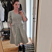 My project for course: Sewing Machine 101: Make Your First Dress Ein Projekt aus dem Bereich Modedesign, Nähen, DIY, Nähen und Schnittmuster von Mila Malenova - 01.06.2024