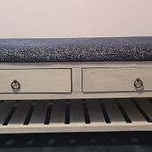 My project for course: Upcycling Vintage Furniture with Painting Techniques. Arts, Crafts, Furniture Design, Making, Interior Design, Painting, DIY, Woodworking, Upc, cling, Decorative Painting, Furniture Restoration, Upc, and cling project by epaye99 - 06.02.2024