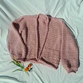 Mi proyecto del curso: Crochet: diseña y teje prendas de estilo romántico. Fashion Design, Fiber Arts, DIY, Crochet, and Textile Design project by natyandy07 - 04.20.2024