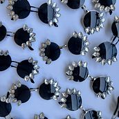 Crea cotillón personalizado para tu evento o para emprender . Un proyecto de Diseño, Artesanía, Eventos, Pintura decorativa, Diseño de carteles, Arteterapia, Diseño de vestuario, Diseño de jo, as, Diseño de complementos, Diseño de juguetes, Diseño de producto, Fotografía, Escenografía, Educación, Redes Sociales, Creatividad y Pintura de Ginette Schvartzberg - 09.07.1991