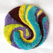 My project for course: Artistic wool cut for tapestries. Projekt z dziedziny  Haft,  Dekoracja wnętrz,  Tkactwo, DIY,  Haft pętelkow, Wzornictwo tekst i liów użytkownika Estrella Vega - 09.06.2024