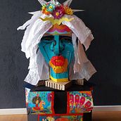 Mi proyecto del curso:  mujer de carton . Seni, Kerajinan, Patung, Dan Lukisan Dekoratif proyek oleh ciriacolunga - 06.13.2024