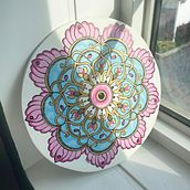 My project for course: Painting Acrylic Mandalas with Professional Techniques. Een project van Schilderij,  Tekening,  Acr y lschilderij van boltonartden - 17.06.2024