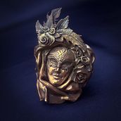 Handmade  jewelry with bronze metalclay and ceramics . Un proyecto de Diseño de jo y as de Victoria Petlach - 17.06.2024
