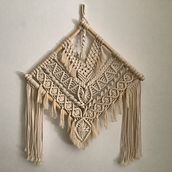 Meu projeto do curso: Introdução à tapeçaria em macramê. Accessor, Design, Arts, Crafts, Fiber Arts, Macramé, and Textile Design project by Sonia - 06.15.2024