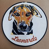 Mi proyecto del curso: Retratos bordados de mascotas: pinta con hilo. Un progetto di Ricamo, Illustrazione naturalistica e Textile Design di Lulú Mendoza - 18.06.2024