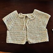 My project for course: Top-Down: One-Piece Crocheted Garments. Fashion Design, Fiber Arts, DIY, Crochet, and Textile Design project by tomogallo - 06.23.2024
