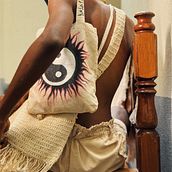 Editorial Sinais de Ouro. Fashion Photograph project by Julieth Giovanna de Medeiros Carvalho Filippi Reyes - 05.29.2024