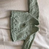 Mi proyecto del curso: Tejido de prendas infantiles con raglán top down Ein Projekt aus dem Bereich Modedesign, Weben, Stricken und Textildesign von Alejandra Leyva - 02.07.2024