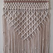 Mi proyecto del curso: Macramé: nudos básicos y complejos. Design de acessórios, Design de interiores, Decoração de interiores, Tecido, Macramê, e Design têxtil projeto de yuditmadorno - 09.07.2024