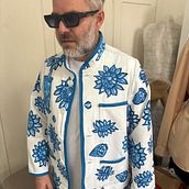 Meu projeto do curso: Introdução à pintura à mão em roupas. Un progetto di Artigianato, Pittura, DIY, Upc, cling e Textile Design di Felipe Fernandes - 24.07.2024