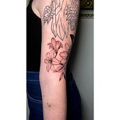 Mi proyecto del curso: Tatuaje botánico con puntillismo. Tattoo Design, and Botanical Illustration project by hmv5qvnyhy - 07.10.2024