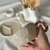 Mi proyecto del curso: Cerámica creativa: da forma a tus ideas con una técnica artesanal. Un projet de Création d'accessoires, Artisanat, Beaux Arts, Décoration , et Céramique de Nina Buzinel - 14.07.2024