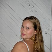 Meu projeto do curso: Design de figurino para cinema e televisão. Un progetto di Cinema, video e TV, Costume design, Cinema e Fashion design di Luiza Mariano Ribeiro - 15.07.2024