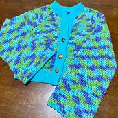 Mi proyecto del curso: Top-down: prendas a crochet de una sola pieza. Fashion Design, Fiber Arts, DIY, Crochet, and Textile Design project by Maria Isabel Arias Sanchez - 07.20.2024