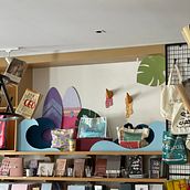 My project for course: Introduction to Visual Merchandising  . % Zain Albaiti tarafından hazırlanan Kağıt El Sanatları, İç Dekoras, on, Kendin Yap, Perakende Tasarımı, Ve Mekansal Tasarım projesi - 07.23.2024