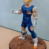 figuras dragon ball. Un progetto di Artigianato, Belle arti, Scultura e Pittura decorativa di Carlos Galarza - 28.07.2024