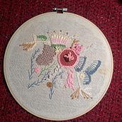 Mi proyecto del curso: Técnicas avanzadas de bordado: puntadas y composiciones con volumen. Embroider, and Textile Design project by América Janequeo - 07.30.2024