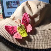 Primer parche . Embroider project by Julieta Percara - 08.03.2024