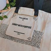 Arroz negro by Alvaro . Embroider, Sewing, DIY, Upc, cling, and Textile Design project by alvaro_b4u - 07.30.2024