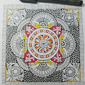 Floral pattern. Arts, and Crafts project by sujamuthuswamy - 08.10.2024