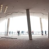 Elbphilharmonie / Architecture Photography . % Ana Orlić tarafından hazırlanan Fotoğrafçılık projesi - 08.15.2024