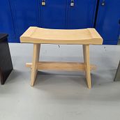 Banco de madera realizado con ensambles y pegamento solamente. Design project by roblesdelmonte123 - 08.17.2024