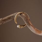 My project for course: Product Photography for Jewelry & Small Objects. Photograph, Product Photograph, Digital Photograph, E-commerce, and Commercial Photograph project by bahadır cagatay dag - 07.08.2024