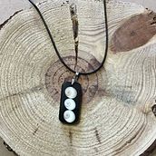 Mi proyecto del curso: Diseño de joyería en resina. Een project van Ontwerp van accessoires, Craft, Sieradenontwerp y DIY van gadisel - 22.08.2024