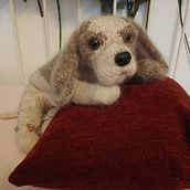 My Cavalier King Charles Spaniel Henriette for course: Knitting Realistic Stuffed Animals: Make a Puppy from Yarn. Fiber Arts, DIY, Knitting, and Textile Design project by Ju Lia - 11.30.2023