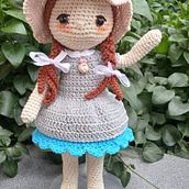 Mi proyecto del curso: Amigurumi: diseño de ropa, pelo y complementos. Arts, Crafts, Fiber Arts, Crochet, Amigurumi, To, Design, and Textile Design project by Elena Pizarro videla - 08.02.2024