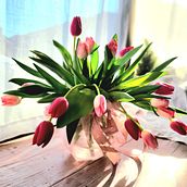 Mi proyecto del curso: Diseño de arreglos con flores de temporada. Decoration, Interior Design, DIY, L, scape Architecture, Floral, and Plant Design project by rachel_nanjari - 08.24.2024