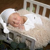 Mi proyecto del curso: Introducción a la fotografía newborn. Photograph, Studio Photograph, Portrait Photograph, Lifest, le Photograph & Interior Photograph project by Iris Sancor - 07.06.2024
