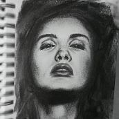 My project for course: Artistic Charcoal Portraiture: Creating Atmosphere . Ilustrasi tradisional, Seni Rupa, Menggambar, Menggambar Potret, Gambar Realistis, Dan Menggambar Artistik proyek oleh alimchattie - 09.07.2024