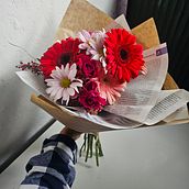 Mi proyecto del curso: Diseño de arreglos con flores de temporada. Decoration, Interior Design, DIY, L, scape Architecture, Floral, and Plant Design project by Angélica Vanessa Cossío Riego - 09.07.2024