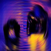 Proyecto de curso. Crystal Castles versión feliz. Music, and Music Production project by emiliogalarza1805 - 09.07.2024