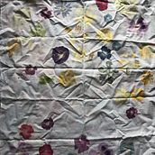 Mi proyecto del curso: Impresión botánica en textil y papel. Un progetto di Artigianato, Fashion design, DIY, Tintura tessile, Stampa tessile e Textile Design di Victoria Maureira Sáez - 11.09.2024