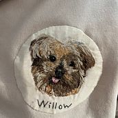 Mi proyecto del curso: Retratos bordados de mascotas: pinta con hilo. Embroider, Naturalistic Illustration, and Textile Design project by Tessie G - 09.12.2024