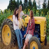 Enhancing Your Ride: Can-Am Maverick R Accessories. Un progetto di Pubblicità, Musica, Programmazione e Cinema, video e TV di gobala2973 - 14.09.2024