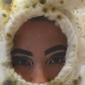 We are Alive. Photograph, Art Direction, Costume Design, Creativit, Makeup, Communication, Graphic Design, Fashion Photograph, and Fashion Design project by Elsa Diez - 11.22.2022