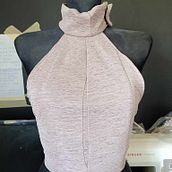 Mój projekt z kursu: Korzystanie z maszyny do szycia dla początkujących. Fashion Design, Patternmaking, Dressmaking, and Sewing project by Wiktoria Miszkowska - 03.04.2024